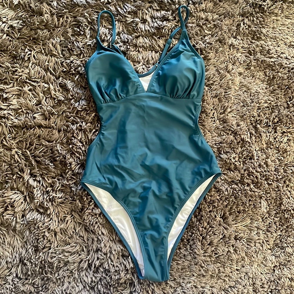 New swim suit